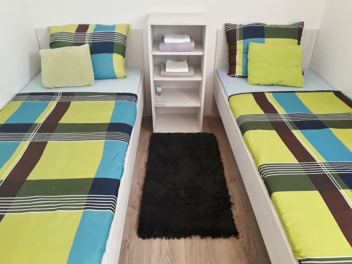 Luciana Apartamento Povljana Exterior foto