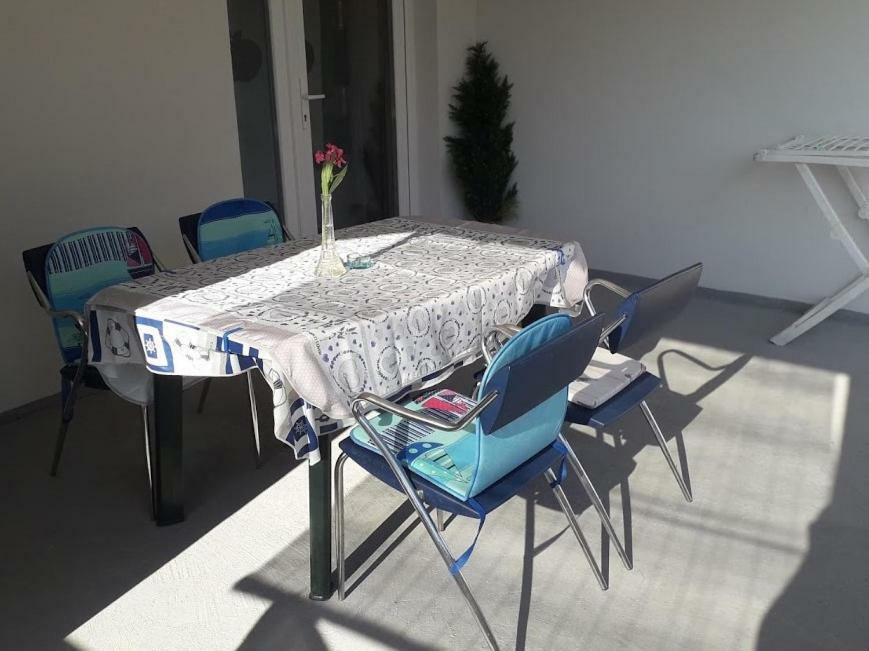 Luciana Apartamento Povljana Exterior foto